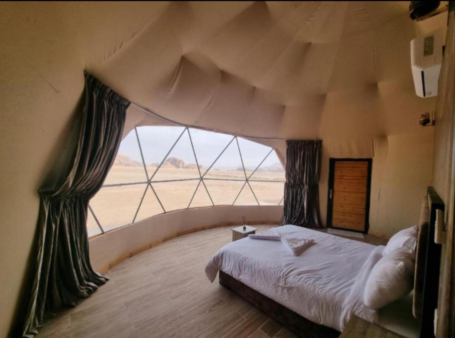 Angelina Wadi Rum Camp Eksteriør bilde