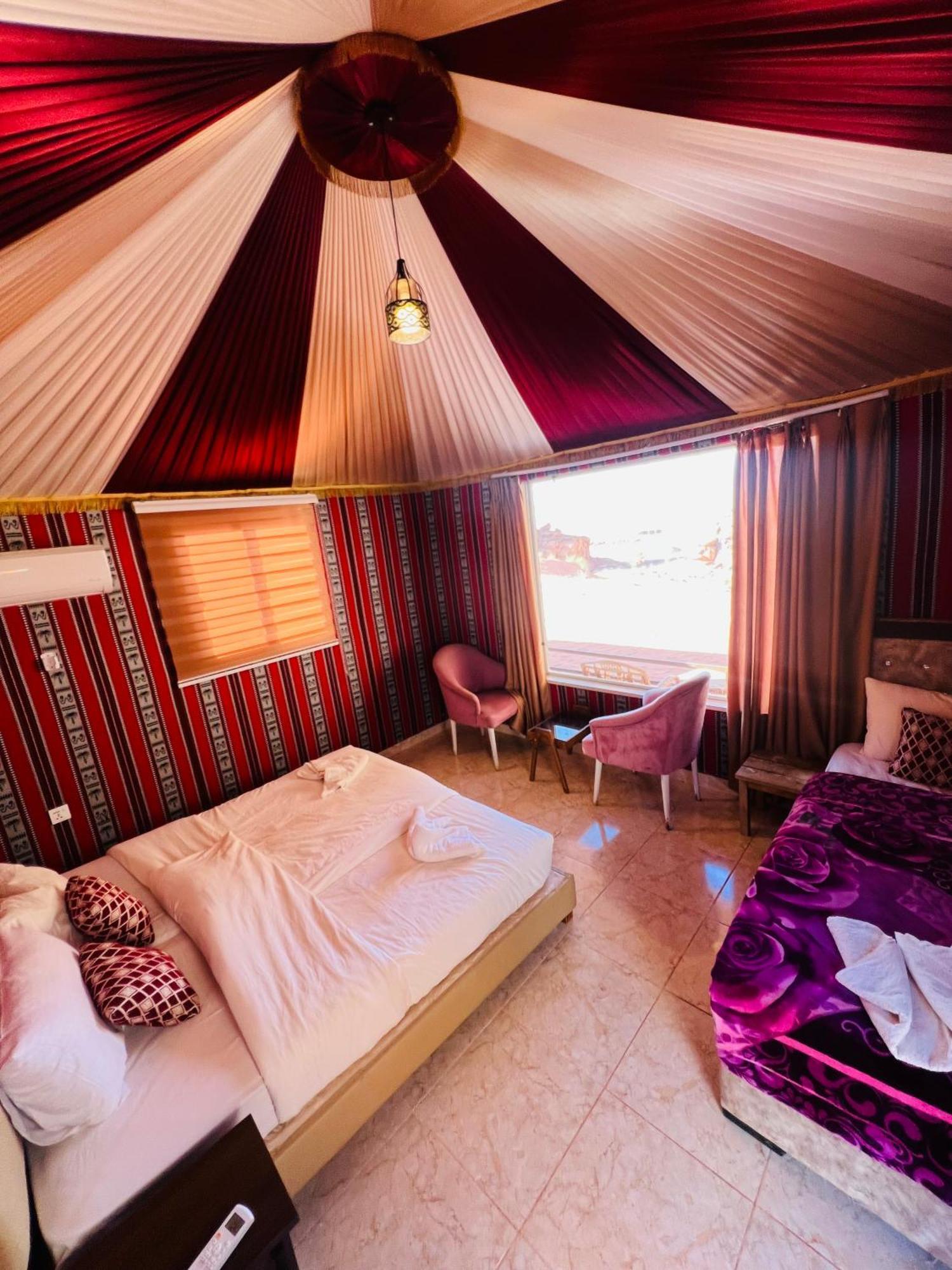 Angelina Wadi Rum Camp Eksteriør bilde